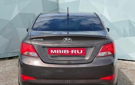 Hyundai Solaris II рестайлинг, 2015 год, 1 000 000 рублей, 4 фотография