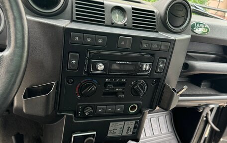 Land Rover Defender I, 2008 год, 1 490 000 рублей, 11 фотография