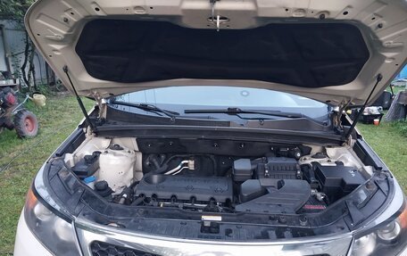 KIA Sorento II рестайлинг, 2010 год, 1 050 000 рублей, 13 фотография