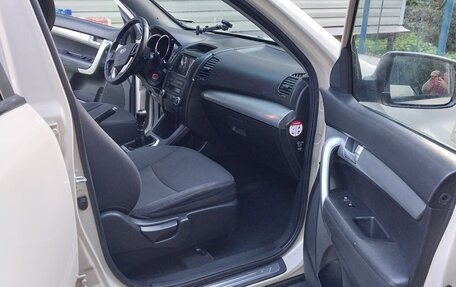 KIA Sorento II рестайлинг, 2010 год, 1 050 000 рублей, 16 фотография