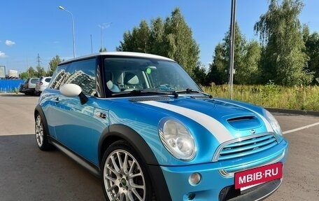 MINI Hatch, 2004 год, 1 090 000 рублей, 2 фотография