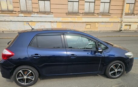 Toyota Auris II, 2010 год, 750 000 рублей, 4 фотография