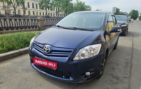 Toyota Auris II, 2010 год, 750 000 рублей, 8 фотография