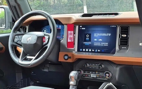 Ford Bronco, 2024 год, 5 600 000 рублей, 19 фотография