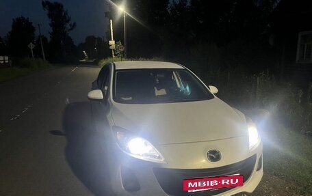 Mazda 3, 2012 год, 1 100 000 рублей, 2 фотография