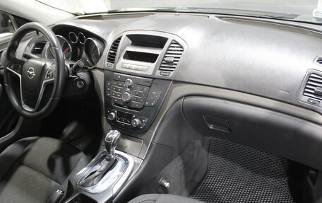 Opel Insignia II рестайлинг, 2010 год, 775 000 рублей, 11 фотография