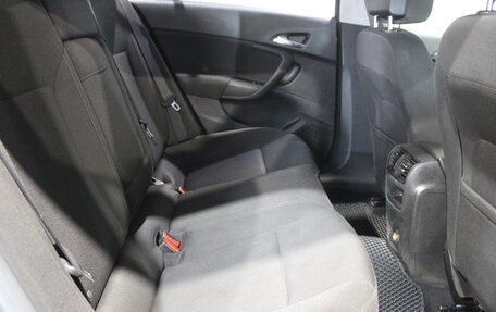 Opel Insignia II рестайлинг, 2010 год, 775 000 рублей, 12 фотография
