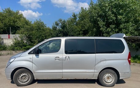 Hyundai Grand Starex Grand Starex I рестайлинг 2, 2010 год, 890 000 рублей, 3 фотография
