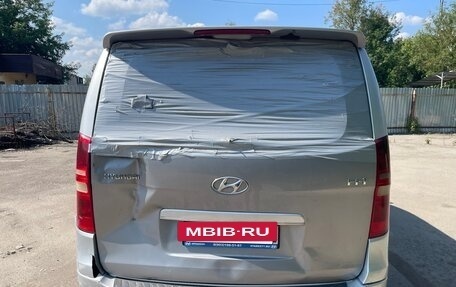 Hyundai Grand Starex Grand Starex I рестайлинг 2, 2010 год, 890 000 рублей, 5 фотография