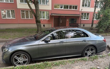 Mercedes-Benz E-Класс, 2016 год, 2 999 999 рублей, 3 фотография