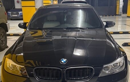 BMW 3 серия, 2011 год, 2 650 000 рублей, 2 фотография