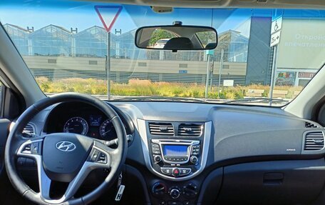 Hyundai Solaris II рестайлинг, 2011 год, 680 000 рублей, 8 фотография