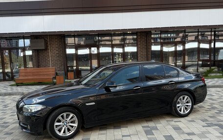 BMW 5 серия, 2016 год, 1 530 000 рублей, 4 фотография