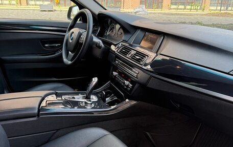BMW 5 серия, 2016 год, 1 530 000 рублей, 10 фотография