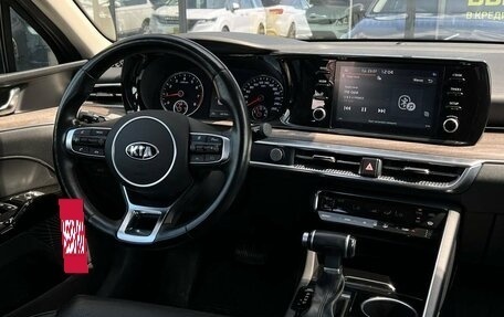KIA K5, 2020 год, 2 440 000 рублей, 28 фотография