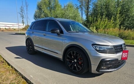 Volkswagen Tiguan II, 2018 год, 2 800 000 рублей, 2 фотография