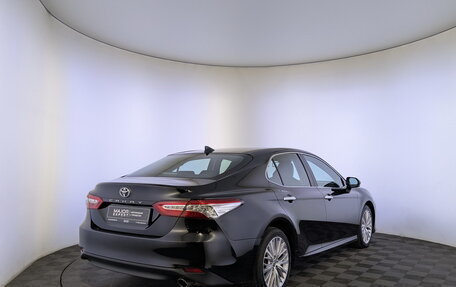 Toyota Camry, 2020 год, 2 890 000 рублей, 5 фотография