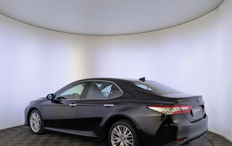 Toyota Camry, 2020 год, 2 890 000 рублей, 7 фотография