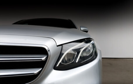 Mercedes-Benz E-Класс, 2020 год, 3 800 000 рублей, 16 фотография