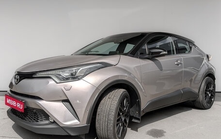 Toyota C-HR I рестайлинг, 2019 год, 2 200 000 рублей, 1 фотография