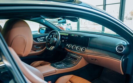Mercedes-Benz E-Класс, 2021 год, 5 250 000 рублей, 11 фотография