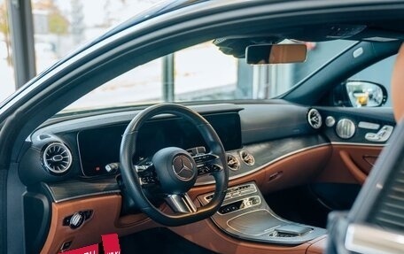 Mercedes-Benz E-Класс, 2021 год, 5 250 000 рублей, 10 фотография