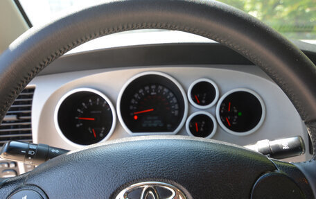 Toyota Tundra II, 2007 год, 2 500 000 рублей, 8 фотография