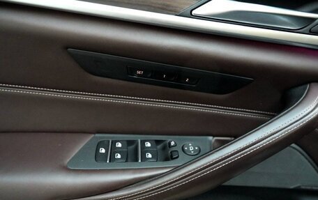 BMW 5 серия, 2018 год, 3 150 000 рублей, 14 фотография