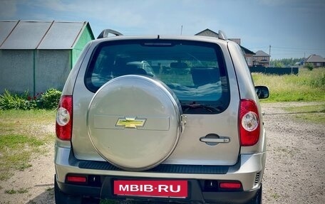 Chevrolet Niva I рестайлинг, 2012 год, 455 000 рублей, 8 фотография