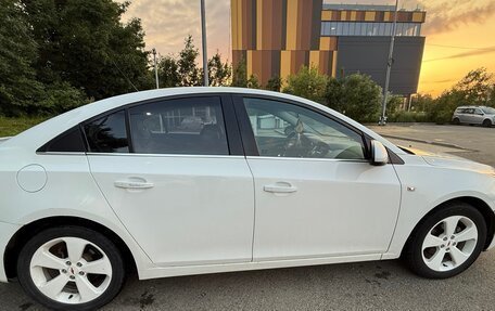 Chevrolet Cruze II, 2011 год, 770 000 рублей, 7 фотография