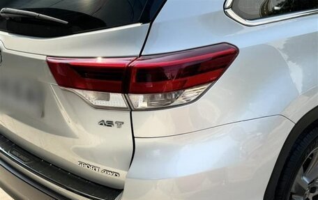 Toyota Highlander III, 2021 год, 2 900 000 рублей, 5 фотография