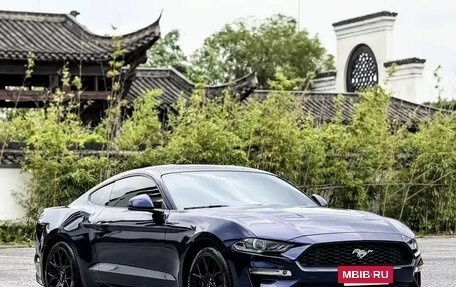 Ford Mustang VI рестайлинг, 2020 год, 3 100 000 рублей, 3 фотография