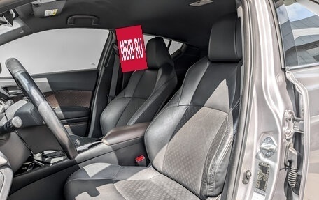 Toyota C-HR I рестайлинг, 2019 год, 2 200 000 рублей, 20 фотография