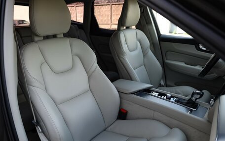 Volvo XC60 II, 2018 год, 2 999 000 рублей, 15 фотография