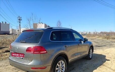 Volkswagen Touareg III, 2011 год, 1 650 000 рублей, 4 фотография