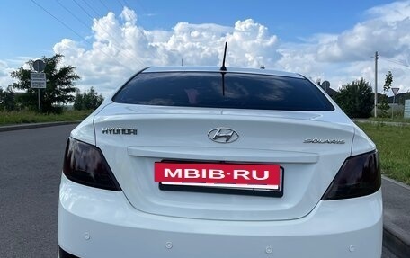 Hyundai Solaris II рестайлинг, 2015 год, 1 040 000 рублей, 3 фотография
