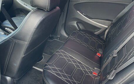 Hyundai Solaris II рестайлинг, 2015 год, 1 040 000 рублей, 8 фотография