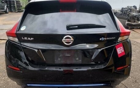 Nissan Leaf II, 2017 год, 1 100 000 рублей, 6 фотография