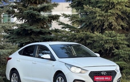 Hyundai Solaris II рестайлинг, 2019 год, 650 000 рублей, 3 фотография