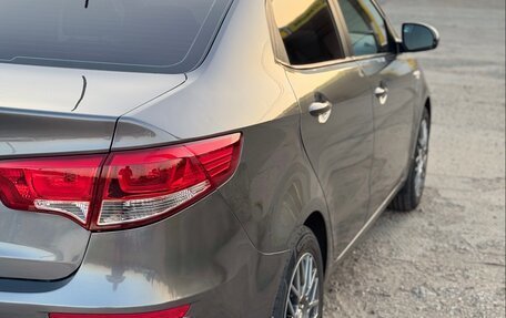 KIA Rio III рестайлинг, 2016 год, 999 999 рублей, 6 фотография