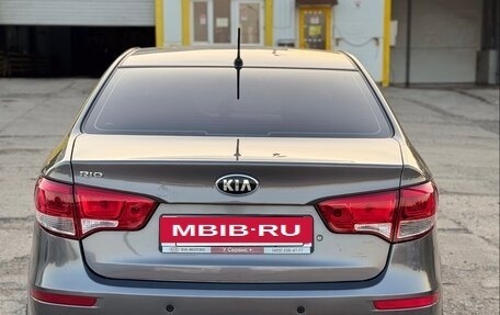 KIA Rio III рестайлинг, 2016 год, 999 999 рублей, 4 фотография
