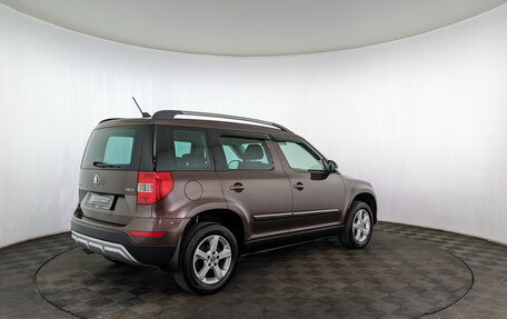 Skoda Yeti I рестайлинг, 2017 год, 1 595 000 рублей, 19 фотография