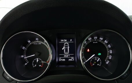 Skoda Yeti I рестайлинг, 2017 год, 1 595 000 рублей, 14 фотография