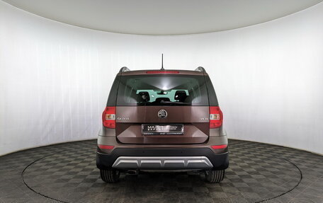 Skoda Yeti I рестайлинг, 2017 год, 1 595 000 рублей, 18 фотография
