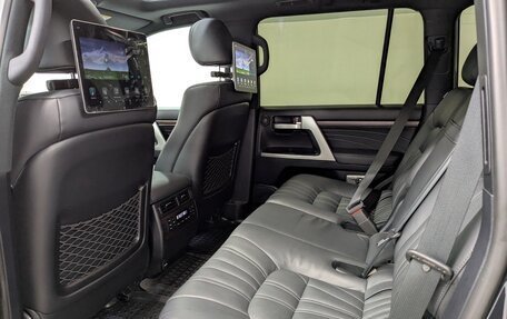 Toyota Land Cruiser 200, 2020 год, 7 700 000 рублей, 7 фотография