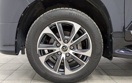 Toyota Land Cruiser 200, 2020 год, 7 700 000 рублей, 15 фотография