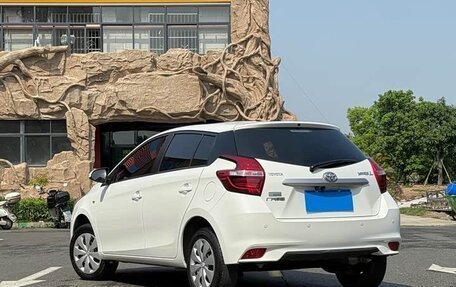 Toyota Yaris XP150 рестайлинг, 2021 год, 1 160 000 рублей, 4 фотография