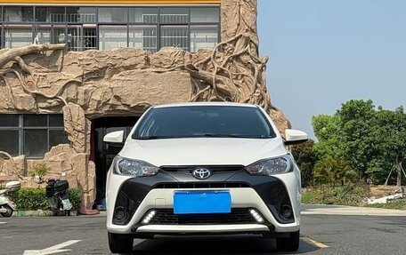 Toyota Yaris XP150 рестайлинг, 2021 год, 1 160 000 рублей, 2 фотография