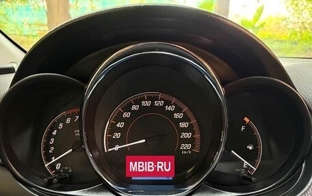 Toyota Yaris XP150 рестайлинг, 2021 год, 1 160 000 рублей, 18 фотография