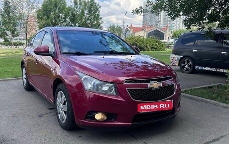 Chevrolet Cruze II, 2011 год, 620 000 рублей, 2 фотография
